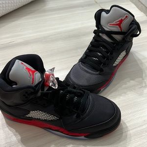 BN Air Jordan 5 Retro Size 6Y. Never worn!